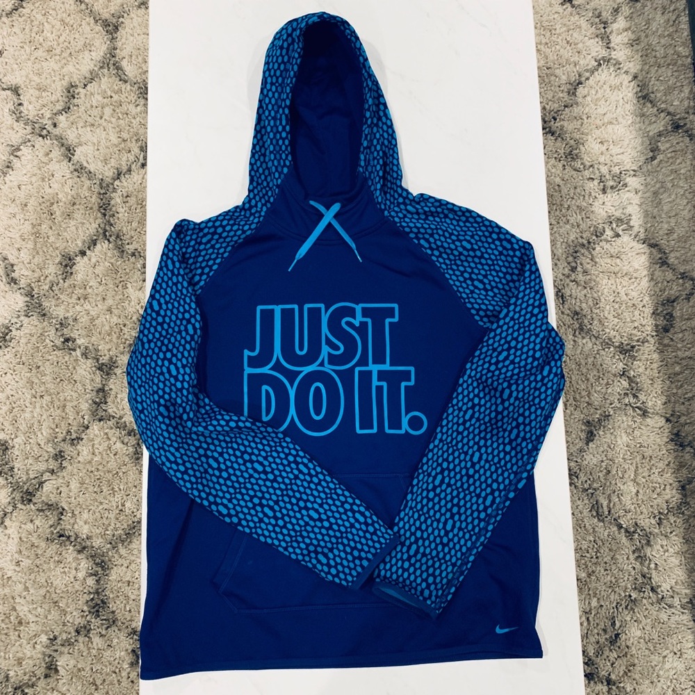 NIKE Therma Fit hoodie